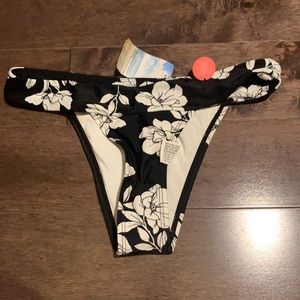 NWT FOREVER 21 bathing suit bottoms